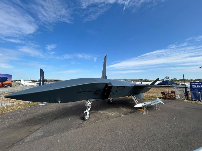 Farnborough_2026_Boeing_Ghost_Bat_1.jpg