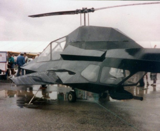 Stealthstar airshow 14.jpg
