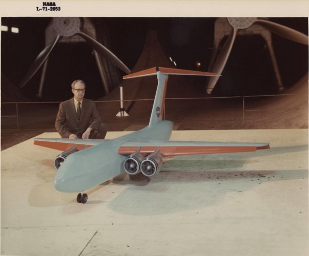 EBF Flying Model, Building 643; 1971.jpg