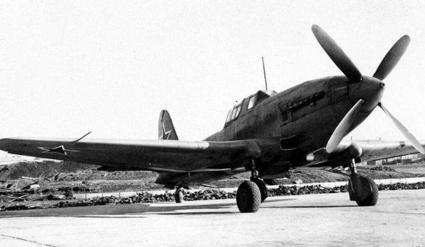 Il-16 (1945).png