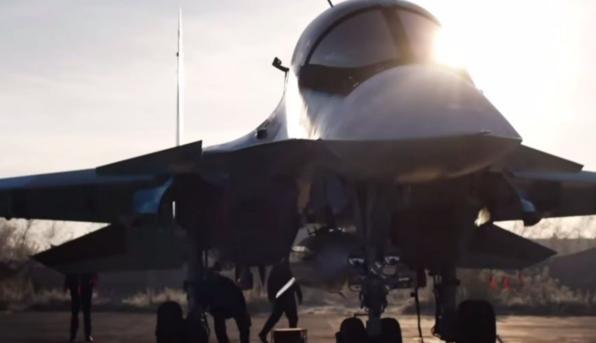 Su-34 with unknown weapon..jpg