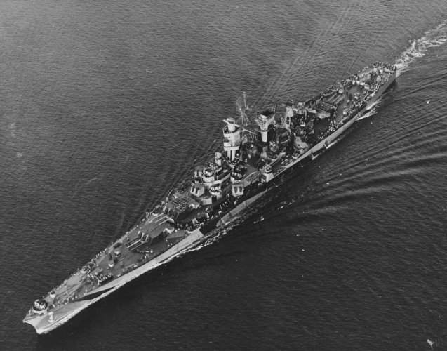 Aerial_view_of_USS_Guam_(CB-2)_off_Trinidad,_13_November_1944_(NH_97132).jpg