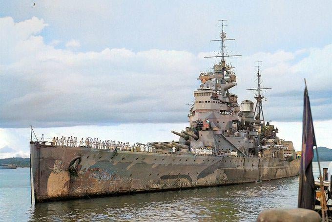 hms-prince-of-wales-in-singapore-on-4th-december-1941-six-v0-cexf2cnsmjre1.jpeg