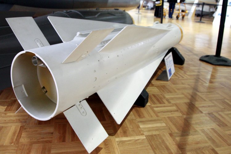 AGM-65_Maverick_MG_1383.jpg