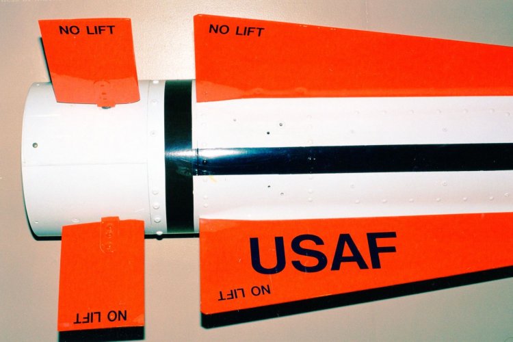 AGM-65 Maverick105.jpg