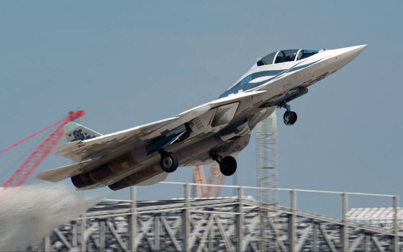 20260829_Su_57D_Ramenskoye_hangers_under_construction_001.jpg