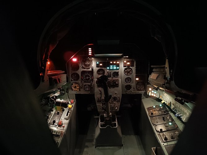 202600905_Yak-41UT_mockup_005.jpg