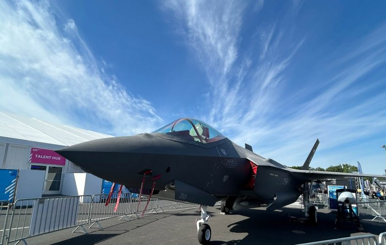 ila_berlin_luftwaffe_f35a_1.jpg