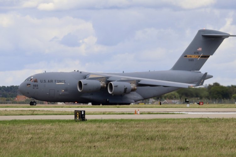891189_C17A_3.jpg
