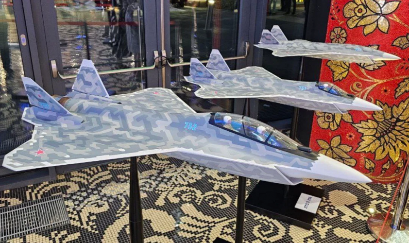 official-models-of-revised-su-75-variants-twin-seat-single-v0-inqalmpxxkfd1.png