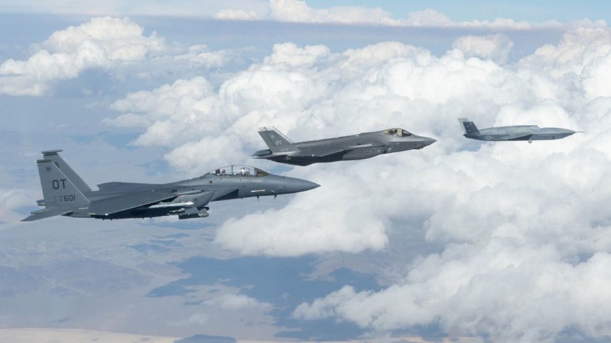 fq-42-f-35a-f-15e-formation.jpg