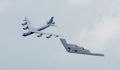 B-52H B-2A.jpg