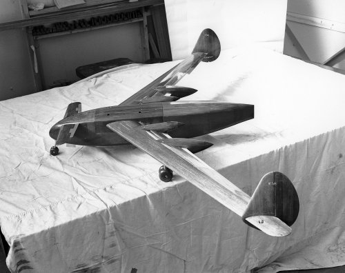 P-274 Wind Tunnel Model CF8342 Jan-11-43.jpg