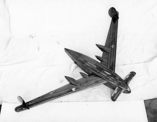 P-274 Wind Tunnel Model CF8626 Feb-20-43.jpg