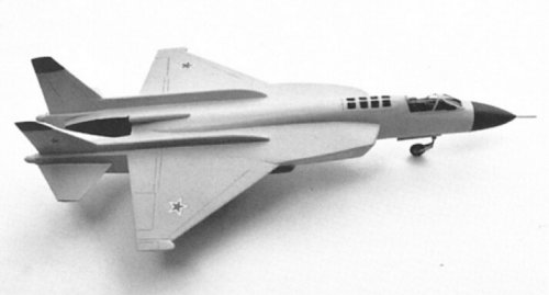 Jak-43_fruehe_Konfiguration_02.jpg