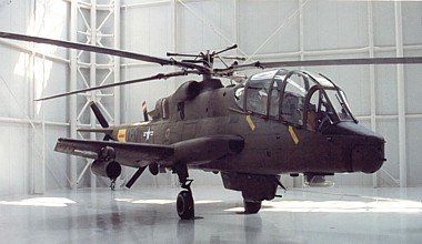 AA2085_AH-56_real_2.jpg