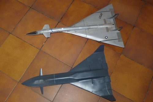 P1070926 - XB-70-0.jpg