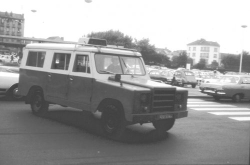 French Police Vehicle.jpg