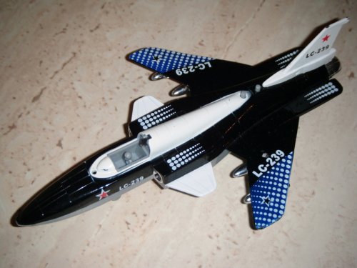 X-29toymodel resized.jpg