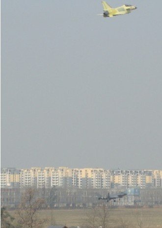 J-20 11.1.11 - 1. flight - landing.jpg