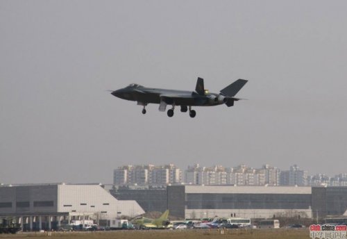 J-20 11.1.11 - 17 landing 1.jpg