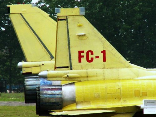 FC-1-04 + J-10.jpg