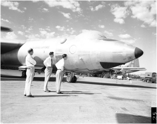 B-36 with odd nose section-sm.jpg