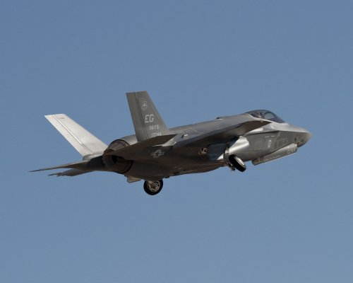 F11-10384PR.jpg