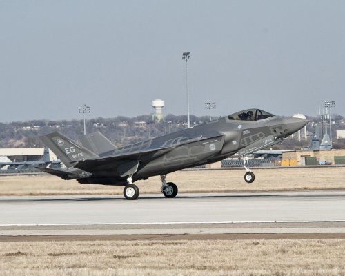 F11-10385PR.jpg