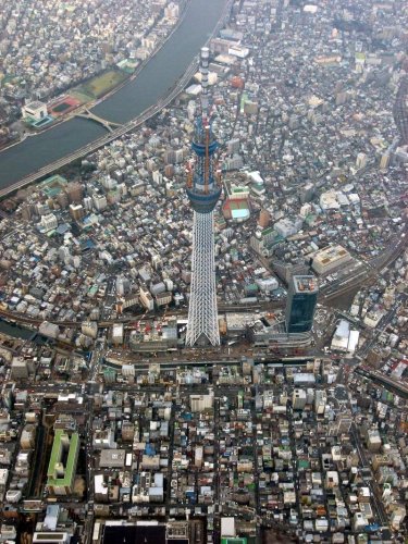 tokyo sky tree 3.jpg