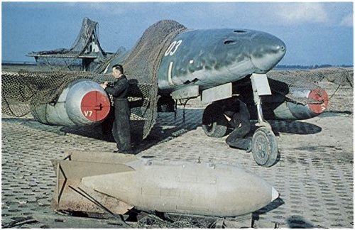 Me     262A  bomber.jpg