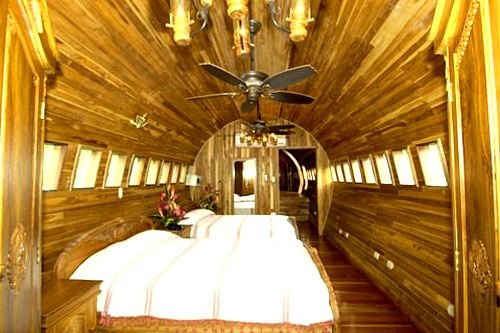 Boeing 727   house 4.jpg