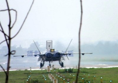 J-20 9.6.11 + airbrake open.jpg