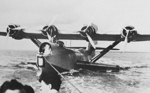 Saunders Roe A33 Flying Boat-02.jpg