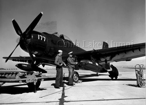 AD-1 Skyraider BuNo 09177 with AAFFR gun pod.jpg