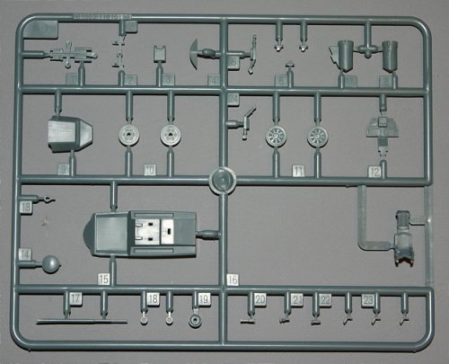 J-20 D sprue front.jpg