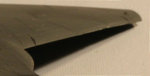J-20 leading edge flap.jpg