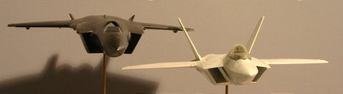 J-20 and F-22 2.jpg