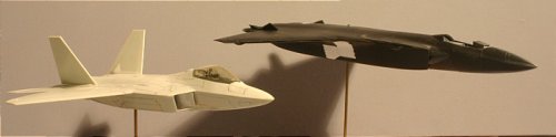 J-20 and F-22 3.jpg