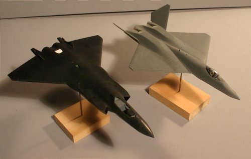 J-20 and YF-23 2.jpg