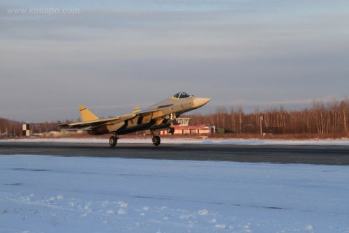 3rd_t-50_1st_flight_06_b.jpg