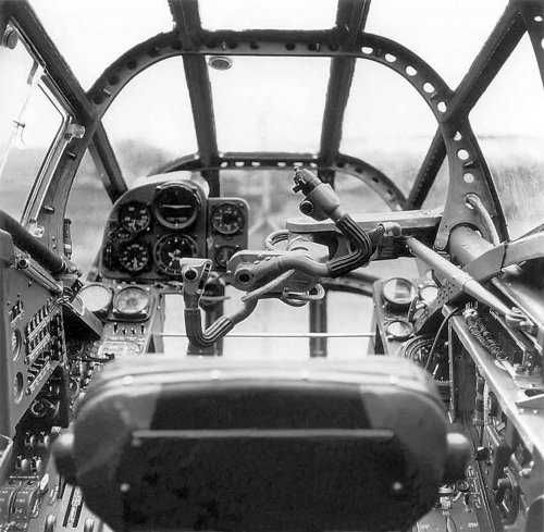 Cockpit_Ju288_V1-V5.jpg