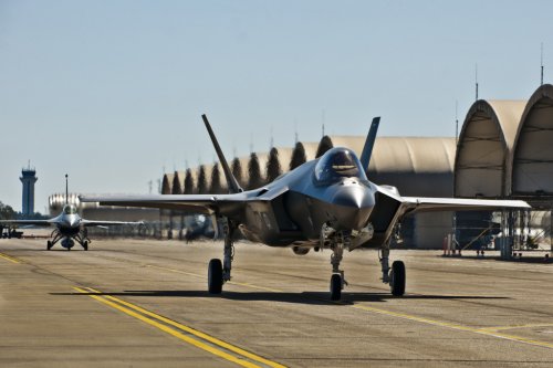 F-35792-FirstTrainingMissionfromEglinAFB06-Mar-2012.jpg