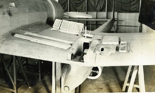 Ki-94-1 wing 2.jpg