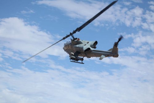 AH-1W-3.jpg