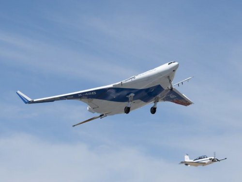 X-48B in flight 1.jpg
