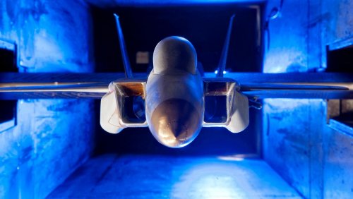 Boeing-Wind-Tunnel-Silent-Eagle.jpg