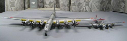 Fugaku and B-17 2.jpg