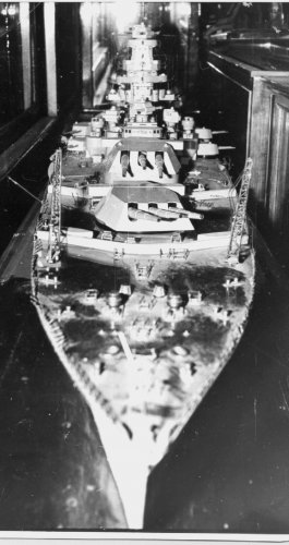 Sovyetskiy Soyuz class battleship_model_1.jpg