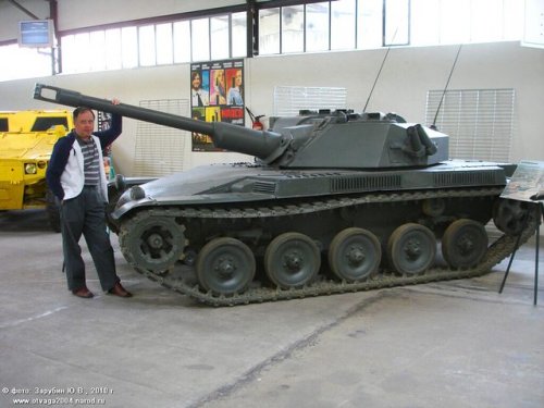 AMX ELC light tank size comparison.jpg